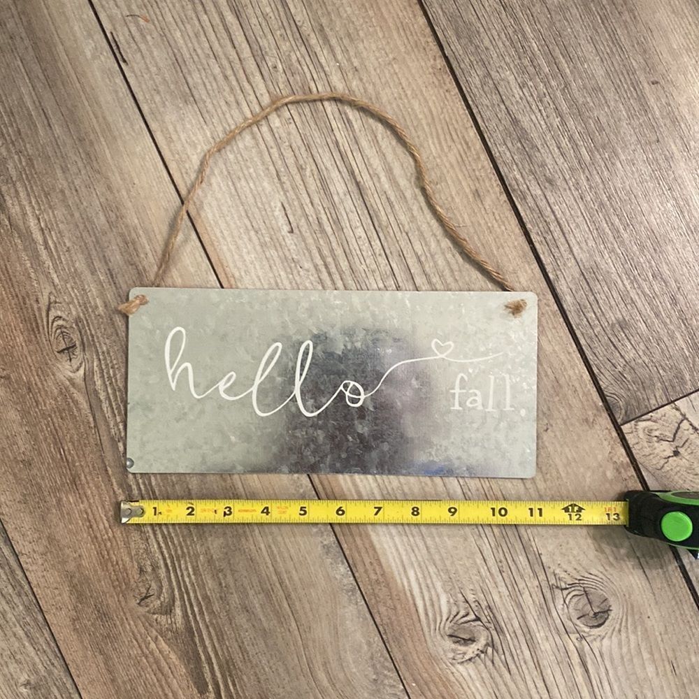 Metal Hanging Fall Decor - Picture 4 of 5